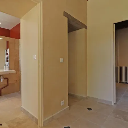 Longere Percheronne Spacieuse Avec Jardin Et En Option - Fr-1-497-138 *