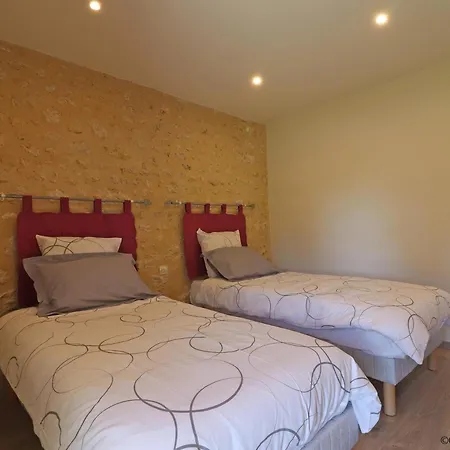 Longere Percheronne Spacieuse Avec Jardin Et En Option - Fr-1-497-138