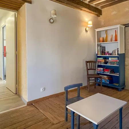 Longère Percheronne Spacieuse Avec Jardin Privé Et En Option - Fr-1-497-138 *