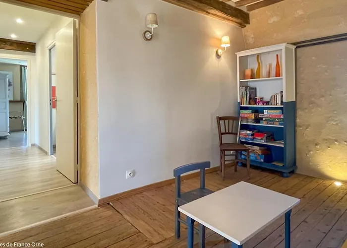 Longere Percheronne Spacieuse Avec Jardin Et En Option - Fr-1-497-138 *