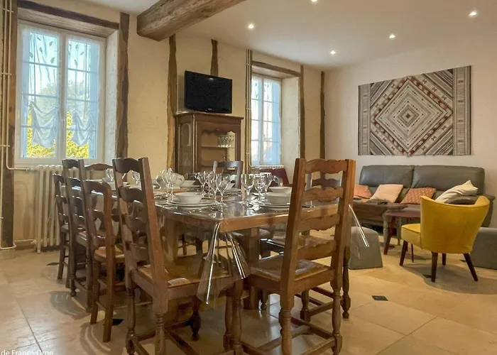 Longere Percheronne Spacieuse Avec Jardin Et En Option - Fr-1-497-138 *