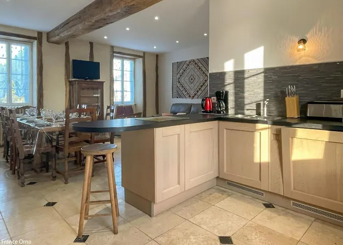 Дом отдыха Longere Percheronne Spacieuse Avec Jardin Et En Option - Fr-1-497-138 Corbon (Orne)